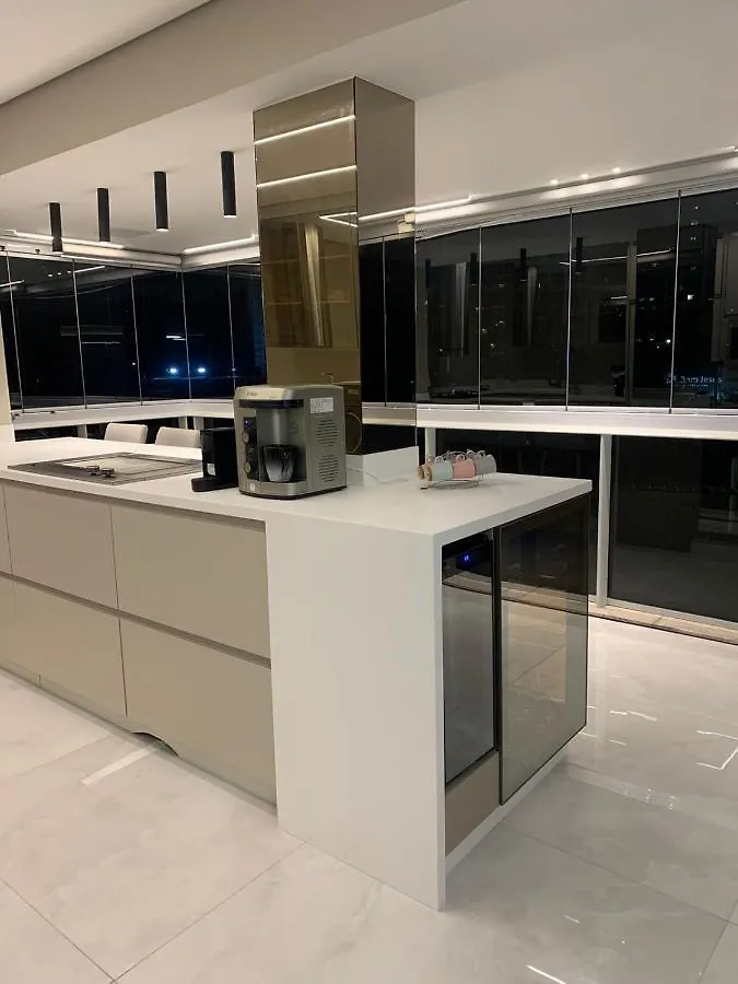 Apartamento Completo Na Praia Brava Itajai
