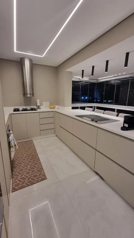 Apartamento Completo Na Praia Brava Itajai
